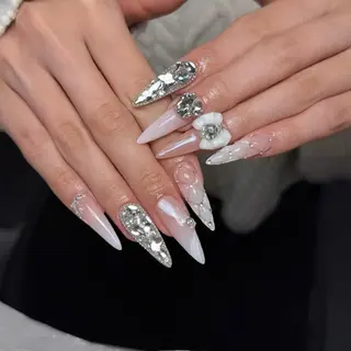 ネイル KITTY nailsのネイルデザイン