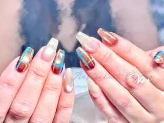 ネイル ✨Nailsalon Vi+✨のネイルデザイン