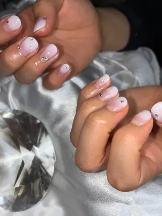 ショート YOKOSUKA NAILS💅🩶のネイルデザイン