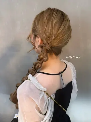 ロング ヘアアレンジ キッズ 佐伯 桃のヘアスタイル
