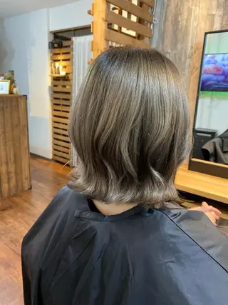 ミディアム カラー Luzir⭐︎ GEN⭐︎のヘアスタイル
