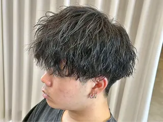 ショート センターパート 韓国ヘア・綾也のヘアスタイル