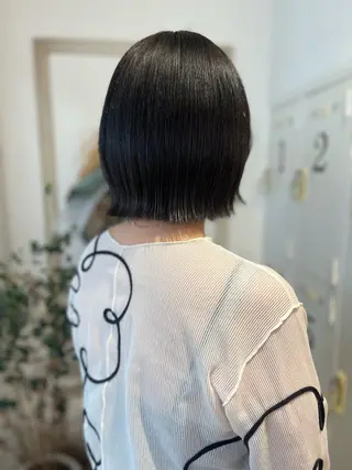 カラー merc.🐑🤍 山口夏希のヘアスタイル