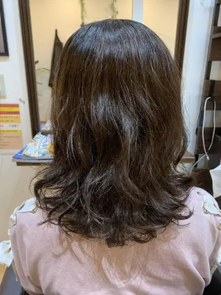 セミロング カラー サトウ シューイチのヘアスタイル