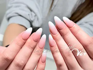 ネイル ✨Nailsalon Vi+✨のネイルデザイン