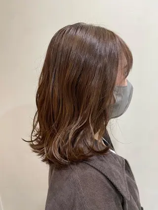 ミディアム カラー レイヤー／パーマ TAKUYAのヘアスタイル