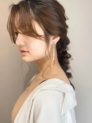 moanin モーニンのヘアスタイル