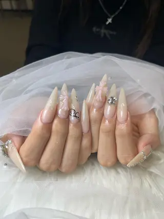 ネイル NiJi Nailsのネイルデザイン
