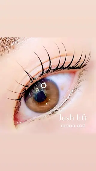 マツエク・マツパ AI🌙登戸/ 骨格分析/眉/まつ毛の眉毛・アイブロウイメージ