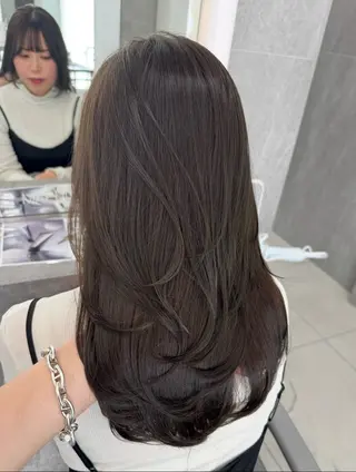ロング カラー 天野 ひとみのヘアスタイル