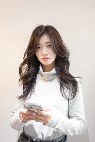 ロング カラー ヘアアレンジ opus 店長大和 レイヤー/赤み消しのヘアスタイル