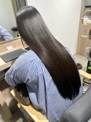 ロング 東田 恋のヘアスタイル