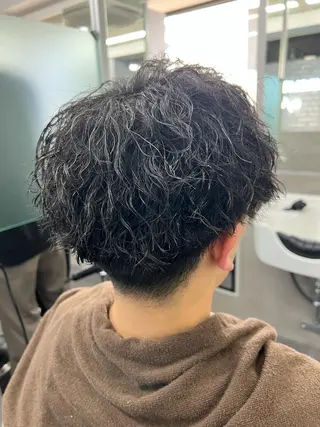 ショート パーマ メンズ 垢抜け・メンズパーマ 津山祐紀のヘアスタイル