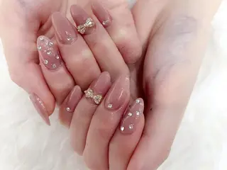 ネイル Elegant beautyトウのネイルデザイン