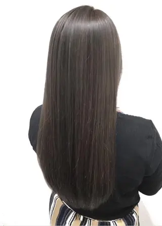 ロング ivybyCIEL 女性専用サロンのヘアスタイル