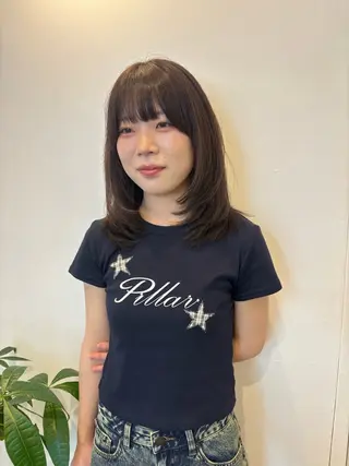セミロング カラー 鍋嶋 涼香のヘアスタイル