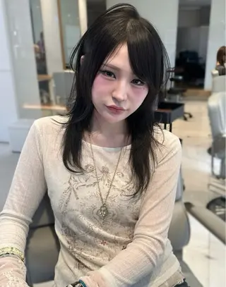 セミロング カラー ヘアアレンジ 🫧🇰🇷韓国ヘア レイヤー🐺Yutaのヘアスタイル