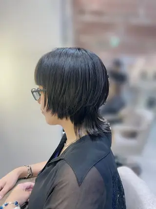 ミディアム 髪質改善／ハイトーン カラー AYAKAのヘアスタイル