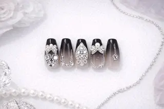 ネイル 天王寺rebest 💅nailのネイルデザイン