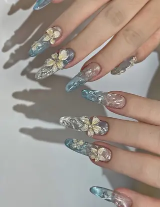 ネイル Luvia Ginzaのネイルデザイン