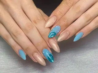 ネイル ユリ🎀長さだし/ パラジェル/持ち込みのネイルデザイン