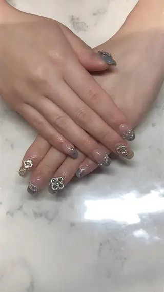 ネイル ✨アン ミユ✨のネイルデザイン