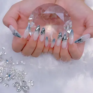 ネイル Romymoon nail帆南☾ ໋のネイルデザイン