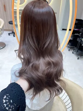 ロング 伊藤 さくらのヘアスタイル