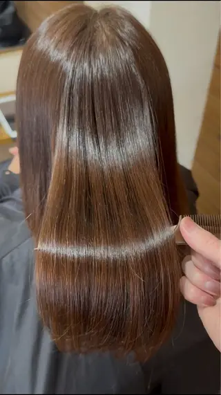 セミロング ⭐️美髪矯正⭐️ 室岡仁哉のヘアスタイル
