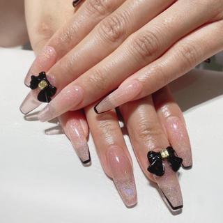 ネイル Queens テイのネイルデザイン