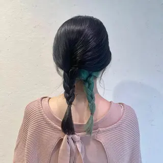 ミディアム 前田 菜奈子のヘアスタイル
