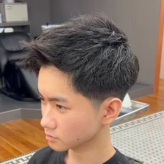 ショート メンズ メンズカット✂️ スキンフェード伊藤陸のヘアスタイル