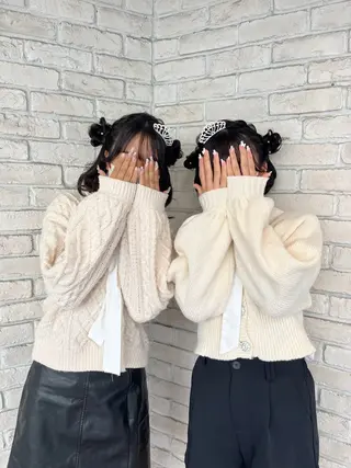 セミロング ヘアアレンジ ハイトーンカラー シールエクステのヘアスタイル