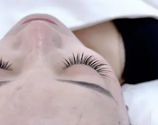 マツエク・マツパ KUMI🤎Eye lash🌻新大久保のマツエク・マツパデザイン