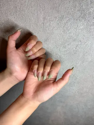 ネイル 及川 莉菜のネイルデザイン