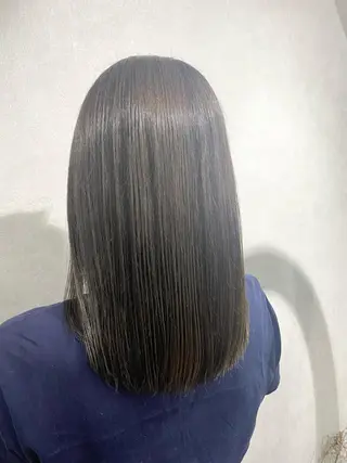 ミディアム ＳＨＩ ＺＵのヘアスタイル