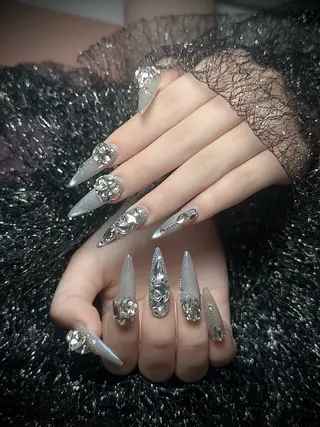 ネイル Umiko🪆 Nailのネイルデザイン