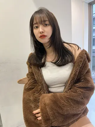 ロング レイヤーカット🤍 seriraのヘアスタイル