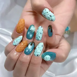 ネイル MAXKELLY MEGUMIのネイルデザイン