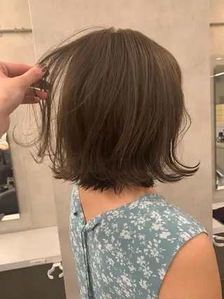 ミディアム 【丁寧なカウンセリ ング】MIHOのヘアスタイル