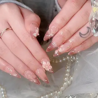 ネイル Lyna 池袋のネイルデザイン