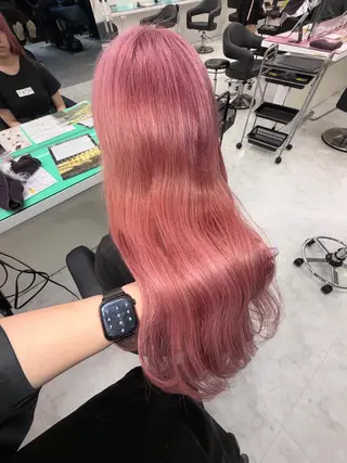 セミロング カラー ヘアアレンジ 🫧モテる💗ダメー ジレスハイトーン🫧のヘアスタイル