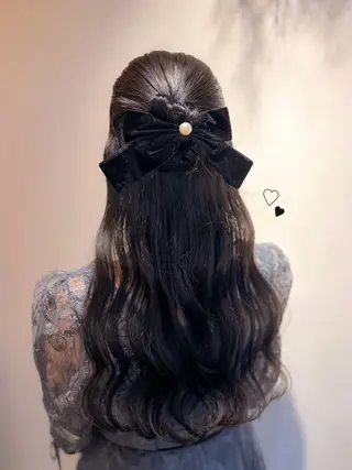 ヘアアレンジ Miku 🦔 / ヘアセットのヘアスタイル