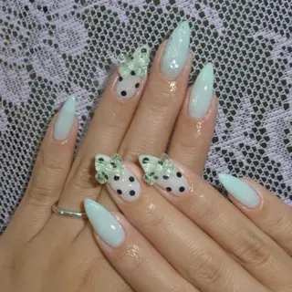 ネイル Sarina ⋆⭒˚ mavieのネイルデザイン