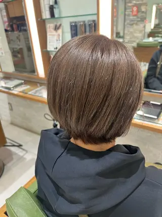 ショート カラー 山口 愛紗花のヘアスタイル