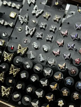 mau nail ,to skinのネイルデザイン