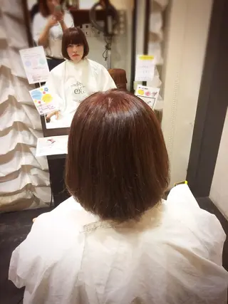 ミディアム カラー 澤田 彩香のヘアスタイル