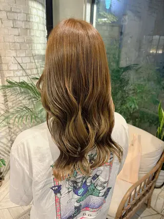 ロング 鈴木 陽向のヘアスタイル