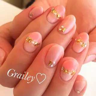 ネイル Grailey nail salonのネイルデザイン