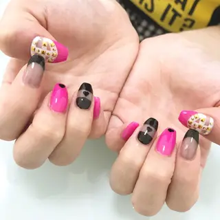 ネイル 板垣 綾乃のネイルデザイン